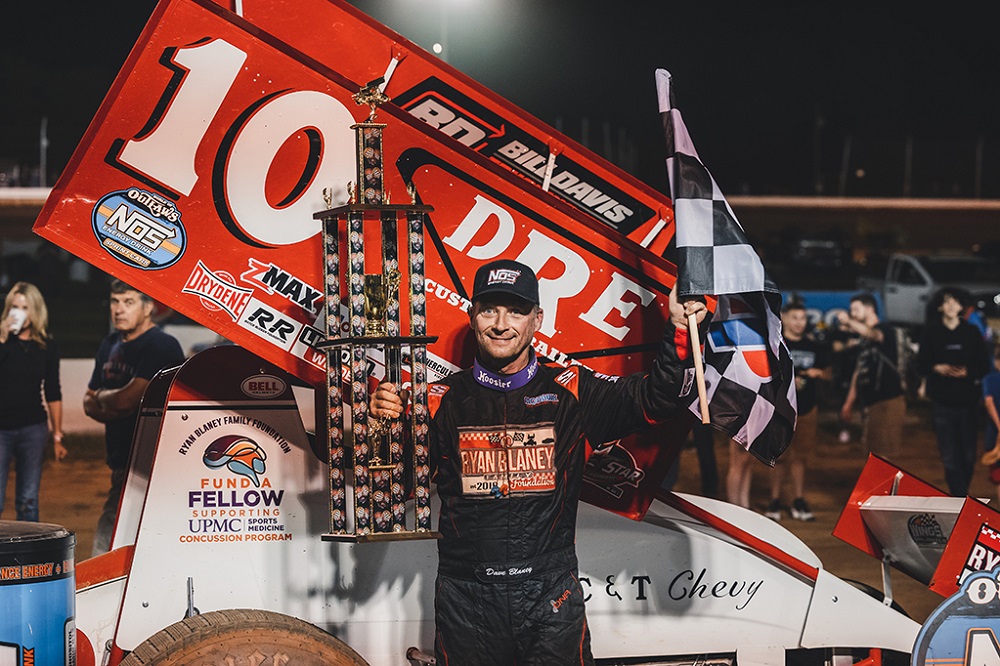Former NASCAR Star Returns to the Top in World of Outlaws NOS Energy Drink Sprint Car Series